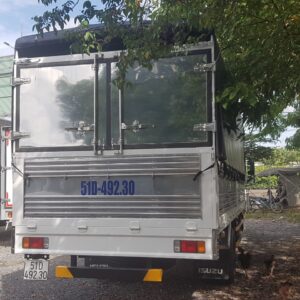 ISUZU NMR85H EURO4 2023 (1,9 Tấn) Đầu Vuông