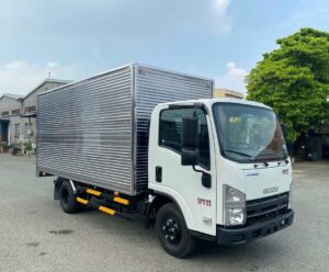 ISUZU QMR77H 1,9T-2,3T-2,9T (4m4) EURO4 THÙNG KÍN 2023