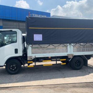 ISUZU QMR77H 1,99T-2,3T-2,9T (4m4) EURO4 THÙNG BẠT 2023