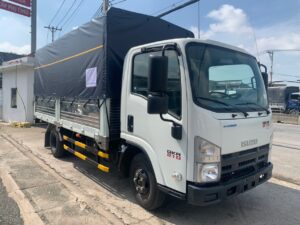 ISUZU QMR77H 1,99T-2,3T-2,9T (4m4) EURO4 THÙNG BẠT 2023